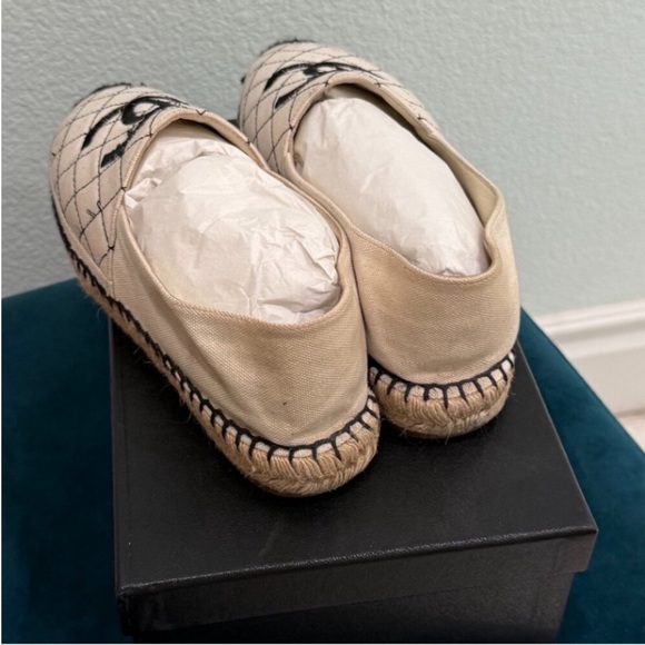 Chanel Espadrilles - Picture 2 of 7